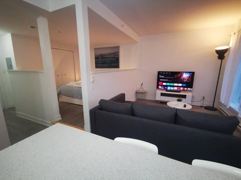 Lovely Studio In Longueuil, Near Downtown Montreal Apartman Kültér fotó