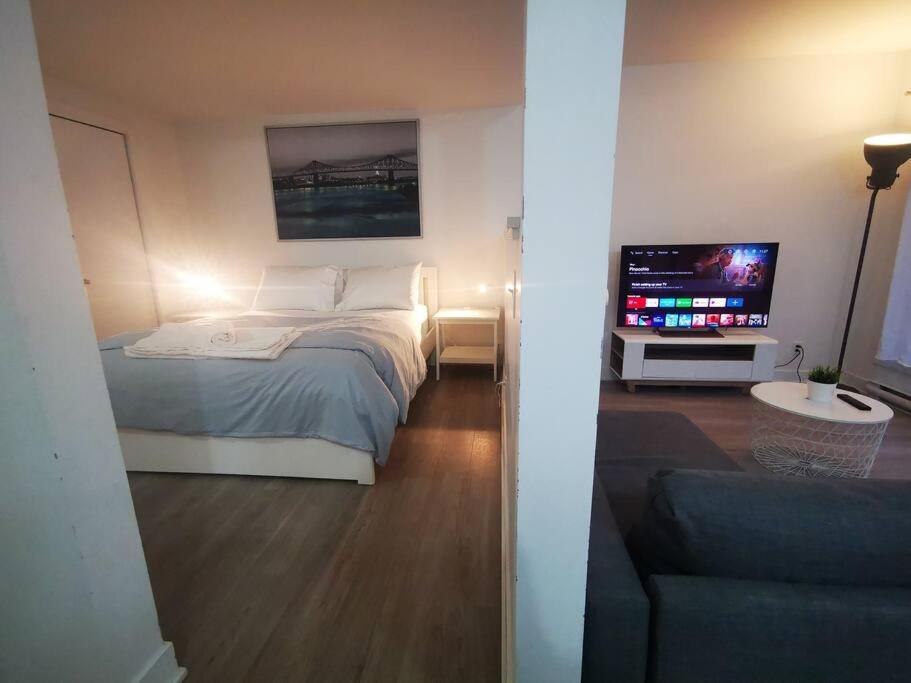 Lovely Studio In Longueuil, Near Downtown Montreal Apartman Kültér fotó
